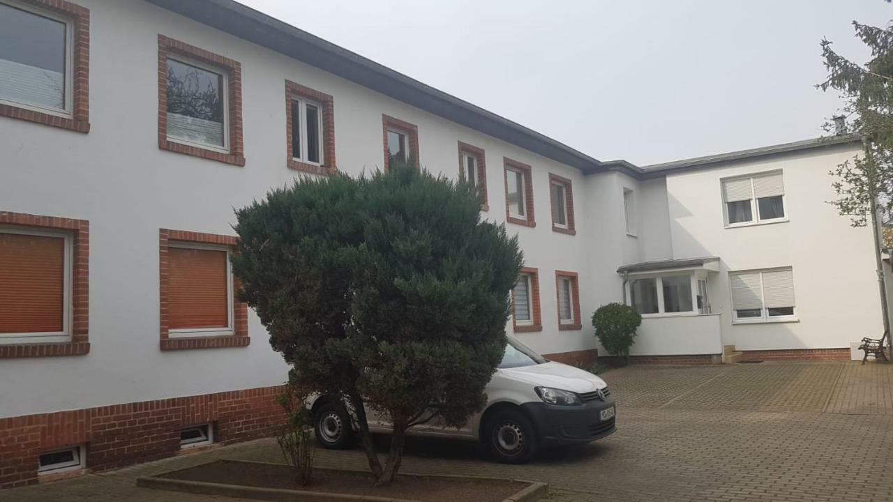 Abc-Monteurzimmer Magdeburg Bagian luar foto